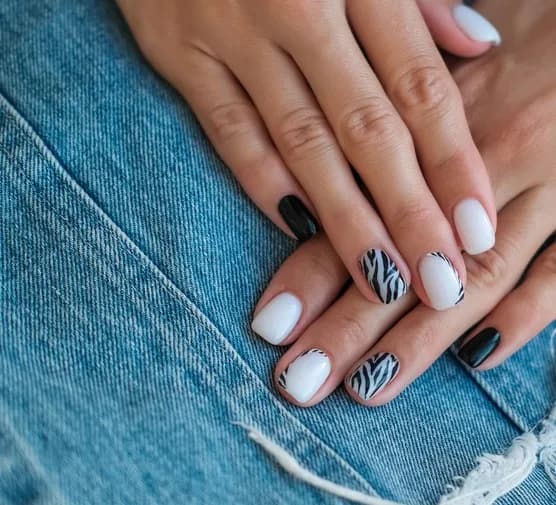 Jakie wzory na krótkich paznokciach zawrócą Ci w głowie? Trendy