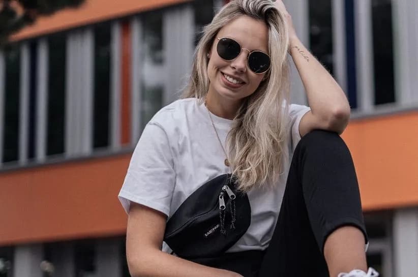 Jak dobrać idealną torebkę do sportowego stylu - praktyczny poradnik mody