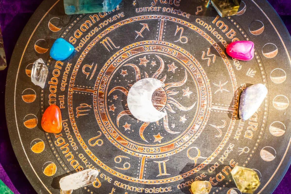 Koziorożec i Byk - Zaskakująca parodia znaków zodiaku, które idealnie się uzupełniają