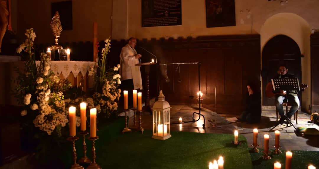 Sakramenty święte w Kościele katolickim: poznaj wszystkie 7 sakramentów