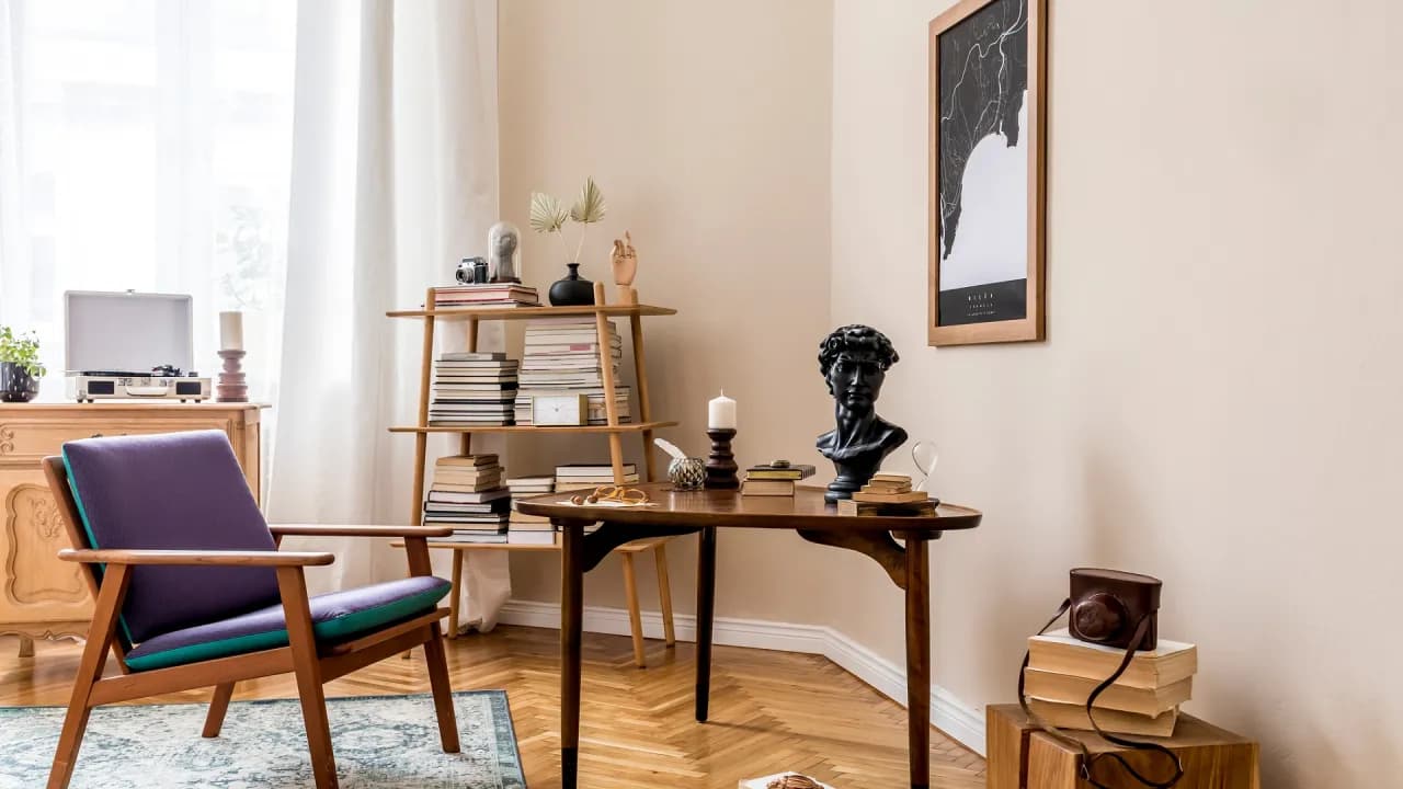 Jak bezbłędnie rozpoznać styl vintage: charakterystyczne cechy i wyznaczniki